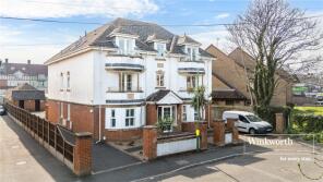 Flat 1, 1, Burtley Road, Bournemouth BH6 4AP