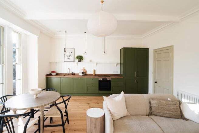 324367 - MP06764.jpg