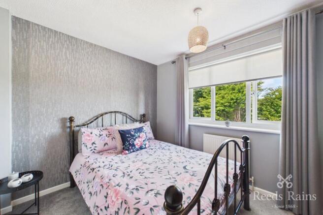 2 bed Terraced for sale Image 7