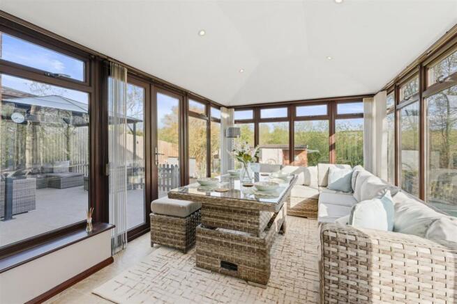 NN14 Connolly Drive, Rothwell photo 4