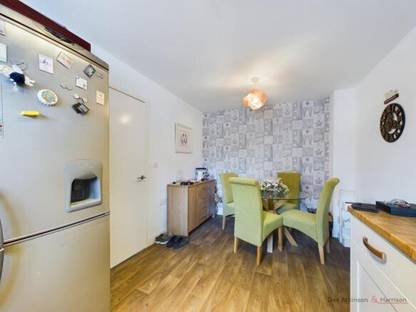3 bed Terraced for sale Image 5