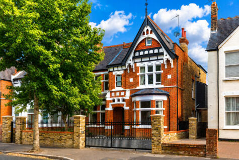 Gordon Road, London, W5