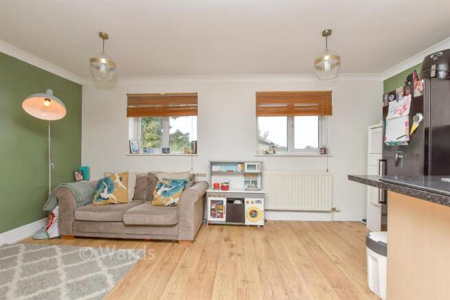 Kitchen/Living Area