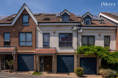 Hamlyn Gardens, London, SE19