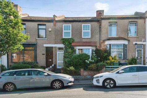 Higham Hill Road, Walthamstow, E17