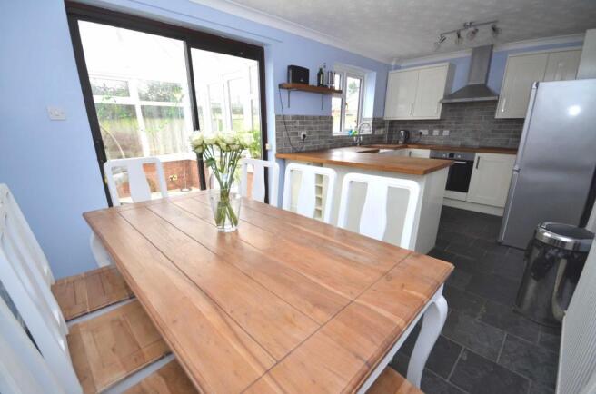 Open Plan Kitchen/Di