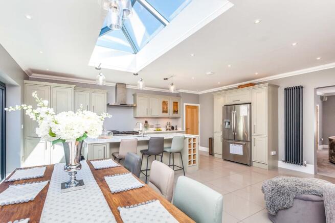 Kitchen/Ddiner