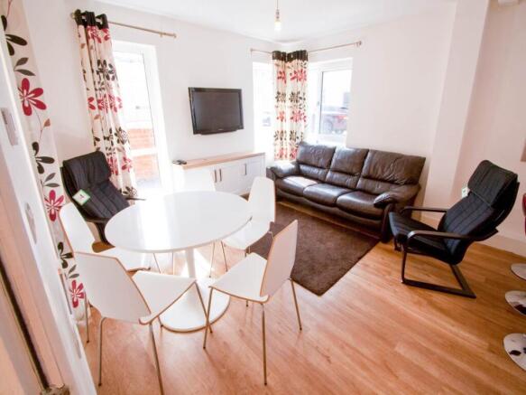 1_Saxton_Court_Medwa