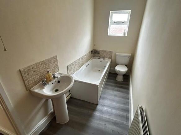 2 bed Terraced for sale Image 6