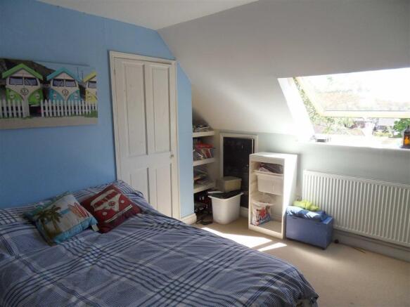 Photo 6