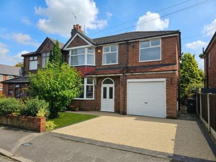 Merwood Avenue, Heald Green