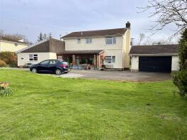 Brianne, Cwmifor, Llandeilo SA19 7AW