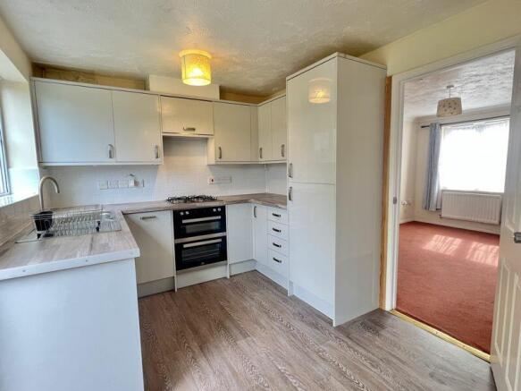 KITCHEN DINING ROOM