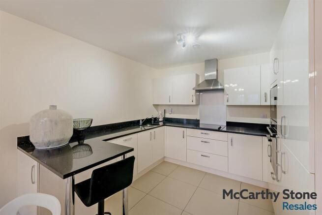 Stapleton Court, Waller Grove, Swanland, HU14 3RW photo 4
