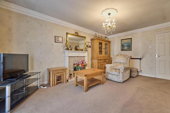 Dovecote Close 5.jpg