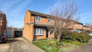 34, Avon Crescent, Bicester OX26 2LZ