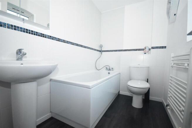 Bathroom.jpg