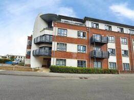 12, Bell Court, Merlin Road, Farnborough GU14 7HR