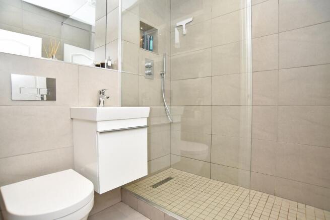 1 bed Flat for sale Image 11