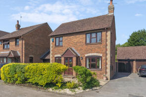 19, Robert Sparrow Gardens, Crowmarsh Gifford, Wallingford OX10 8DQ