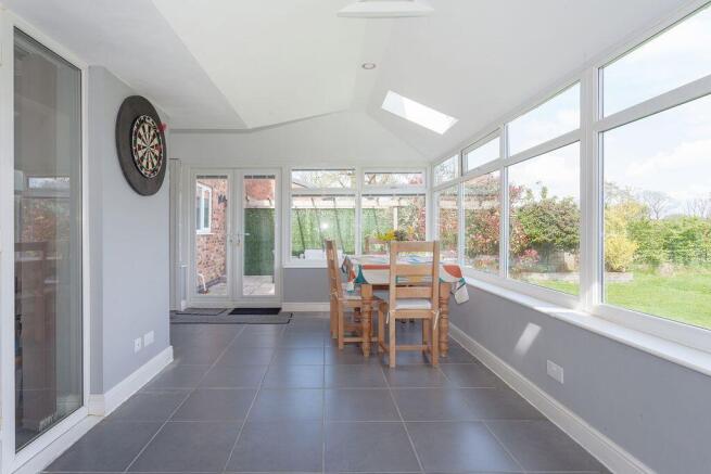 Photo 7 - Garden Room
