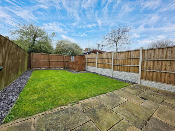 3 bed Semi-Detached for sale Image 2