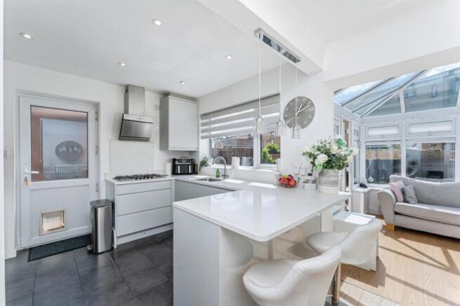 pbox-IMG.jpg