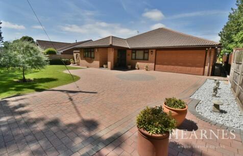 Beaufoys Avenue, Ferndown, BH22