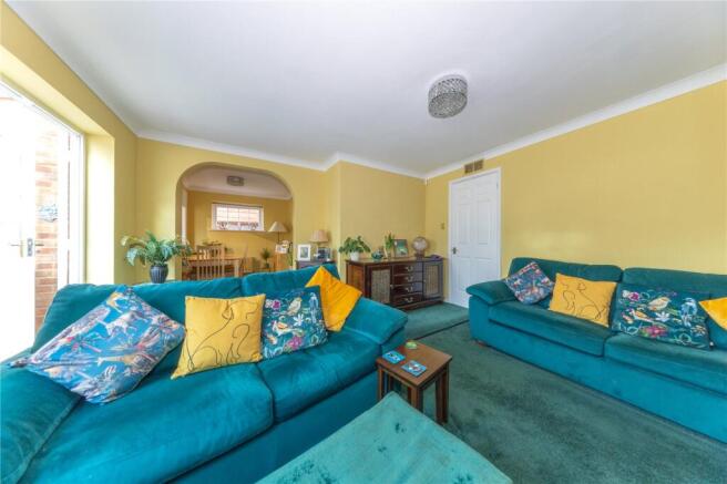 Eliot Close, Newport Pagnell, Buckinghamshire, MK16 - View 5