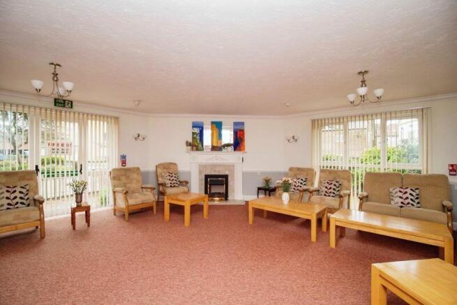 RESIDENTS LOUNGE