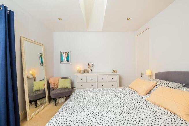 TEERTSYREMOGTNOM02 - Bedroom F.jpg