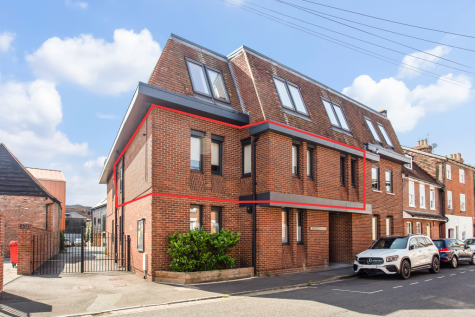 Pennyfarthing Street, Salisbury, SP1