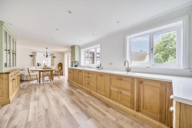 Kitchen / Dining Room