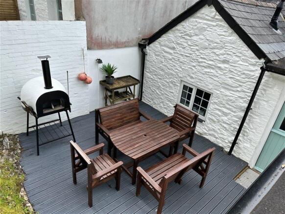 Slipway Cottage 14.jpeg