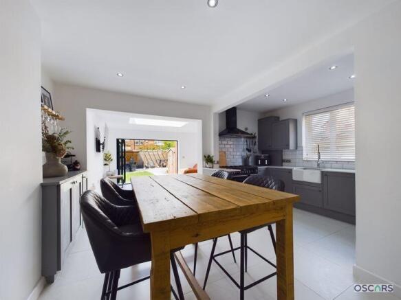 3 bed Semi-Detached for sale Image 5
