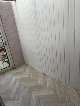 2 bed House to rent Image 9