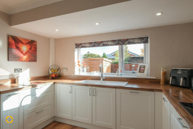 Southfold Place, Lytham St. Annes, FY8 photo 4