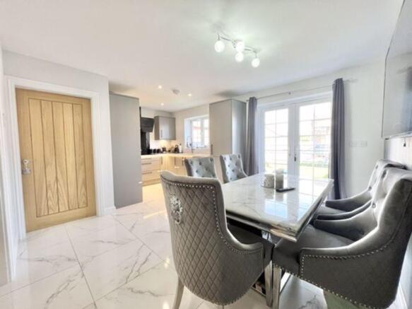 Kitchen dining room