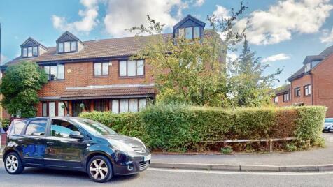 Hamilton Close, London, SE16