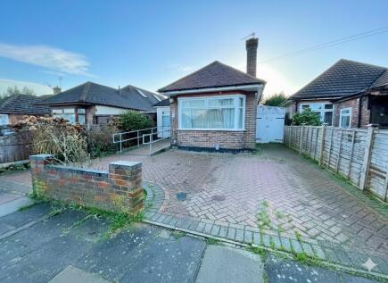 Exton Avenue, Luton, Bedfordshire, LU2 0LH