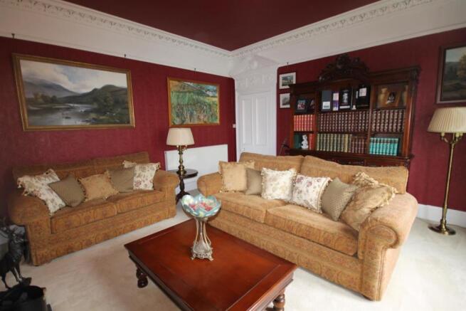 FORMAL LOUNGE