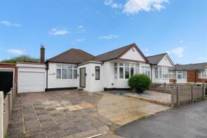 19, Willow Grove, Ruislip HA4 6DG