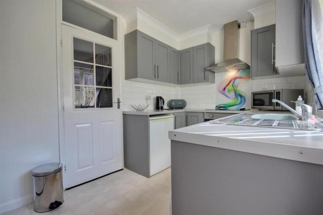 2 bed Terraced for sale Image 7