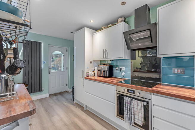 3 bed Mews for sale Image 4