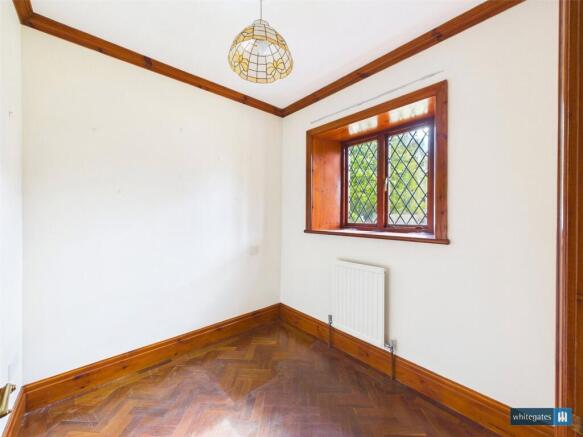 3 bed Semi-Detached for sale Image 6