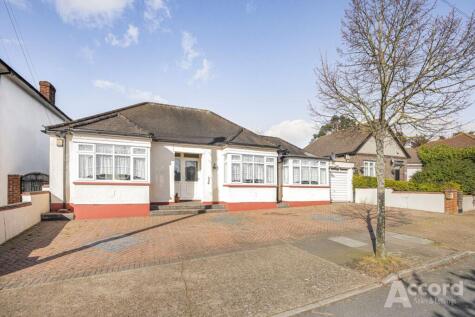 Hillfoot Road, Romford, RM5