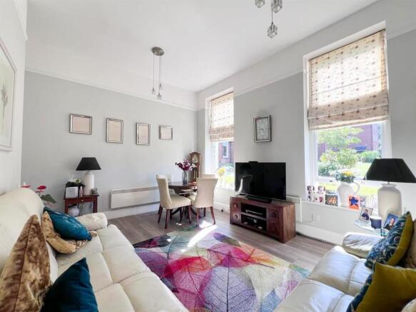 Sitting / Dining Room