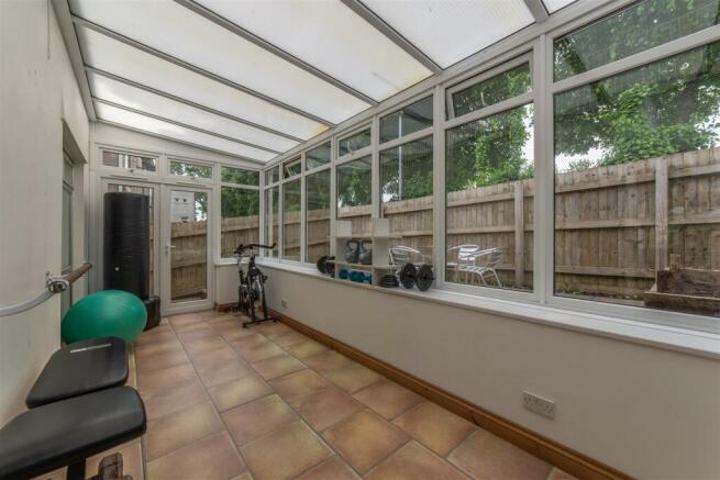 62 Broadweir Road-18.jpg