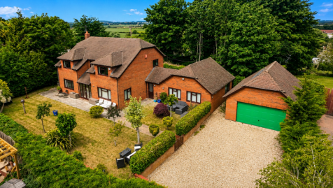 Downhall Drive, Wembdon, Bridgwater, Somerset, TA6 7RT