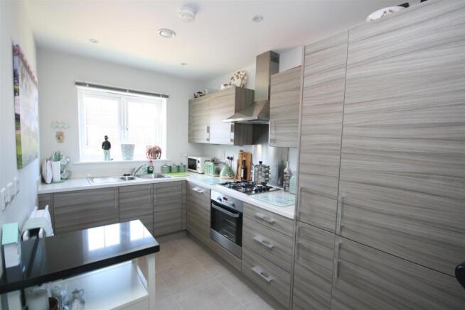 Kitchen..JPG